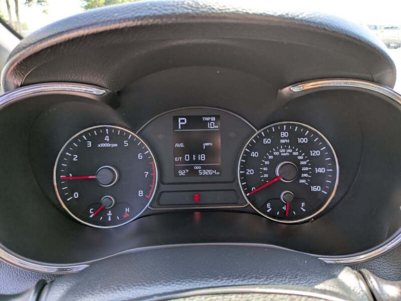 2017 Kia Forte5 LX