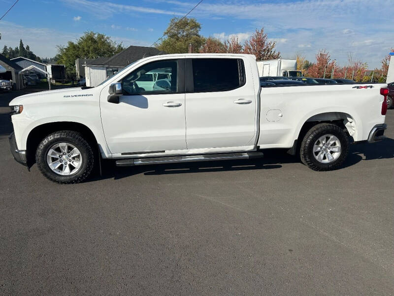 2019 Chevrolet Silverado 1500 LT photo 4