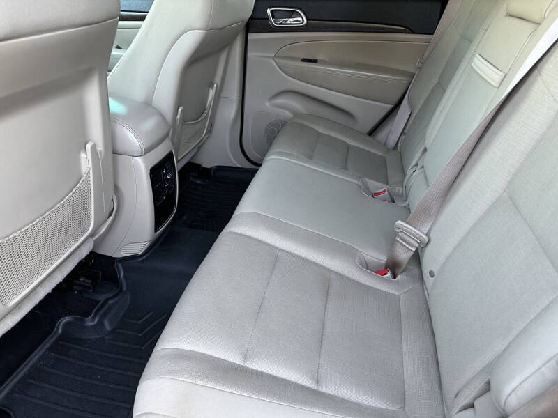 2015 Jeep Grand Cherokee Laredo