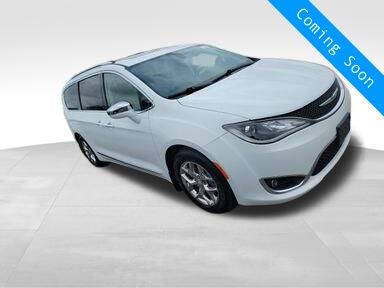 2020 Chrysler Pacifica for sale at INDY AUTO MAN in Indianapolis IN