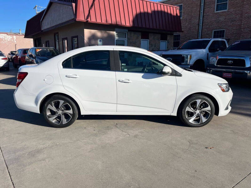 2019 Chevrolet Sonic Premier Auto