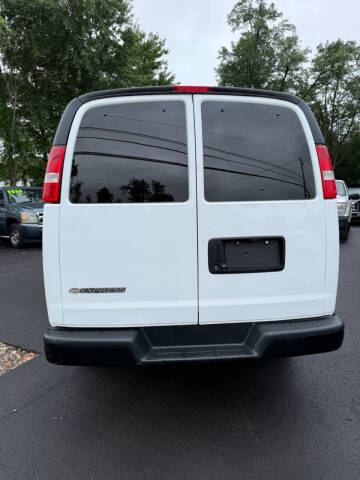 2020 Chevrolet Express LS 2500