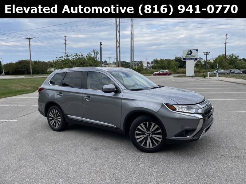 2020 Mitsubishi Outlander for sale at Elevated Automotive in Merriam KS