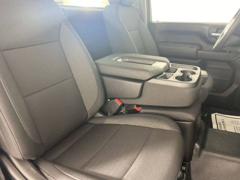 2025 GMC Sierra 2500HD Pro