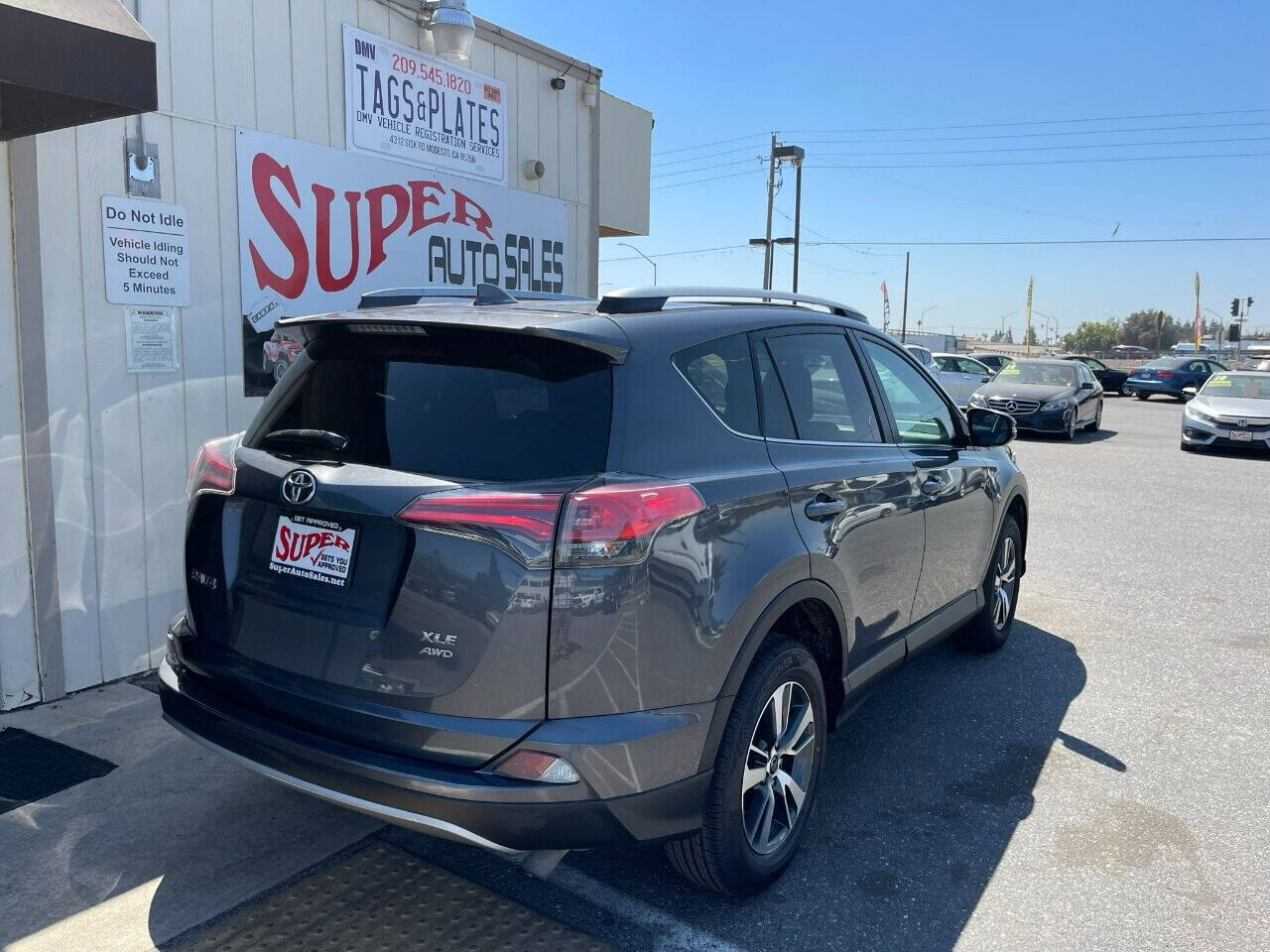 2018 Toyota RAV4 for sale at Super Auto Sales Modesto in Modesto, CA