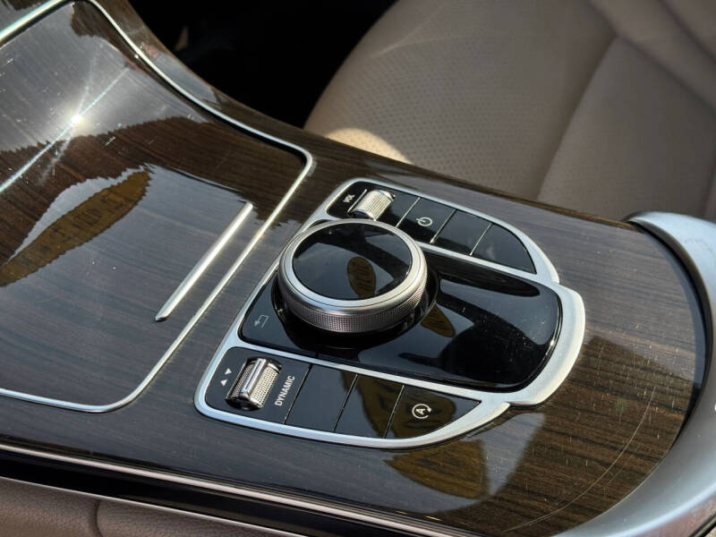 2020 Mercedes-Benz C-Class C 300