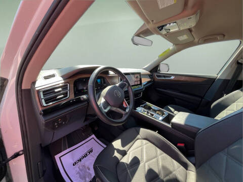 2024 Volkswagen Atlas SE