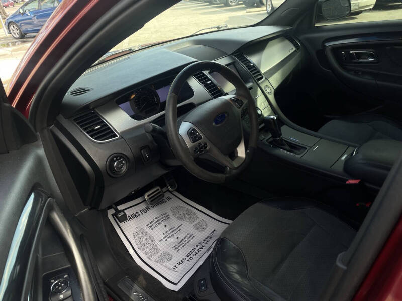 2013 Ford Taurus SHO