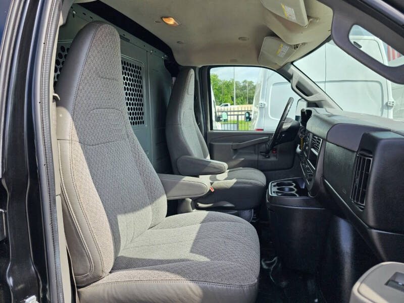 2016 Chevrolet Express 3500