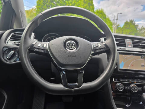 2016 Volkswagen Golf TSI SEL