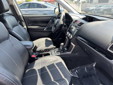 2017 Subaru Forester 2.5i Touring