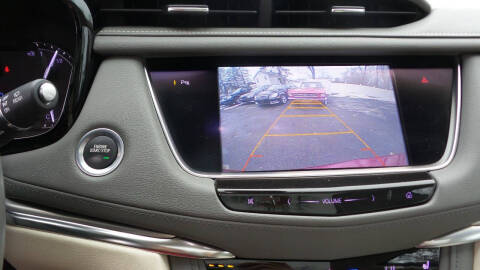 2017 Cadillac XT5 Premium Luxury