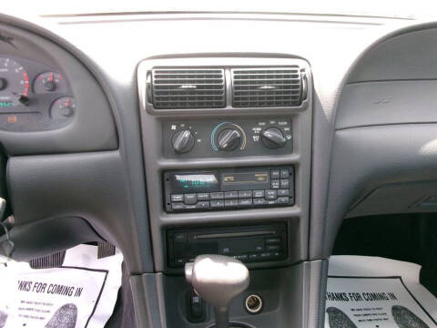 2000 Ford Mustang