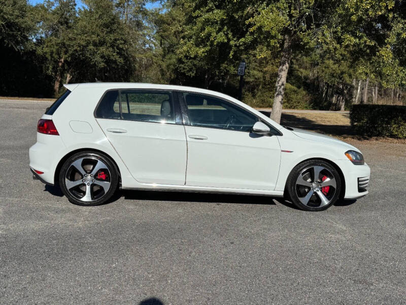 2017 Volkswagen Golf GTI Sport