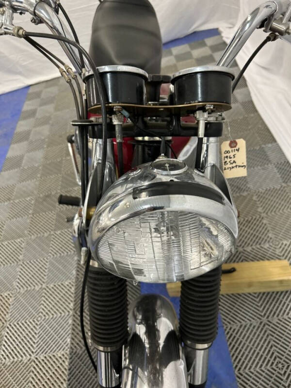 1965 BSA Lightning 650