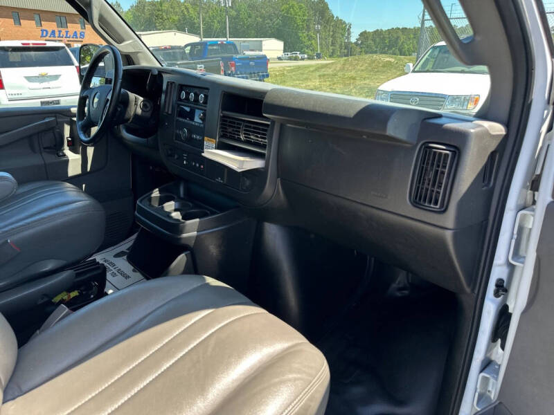 2021 Chevrolet Express 2500