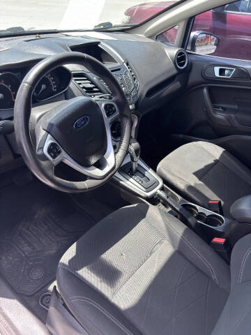 2015 Ford Fiesta SE