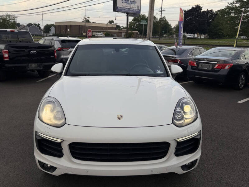 2017 Porsche Cayenne Platinum Edition