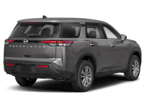 2025 Nissan Pathfinder S