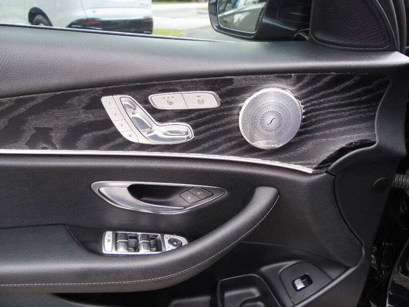 2019 Mercedes-Benz E-Class E 300