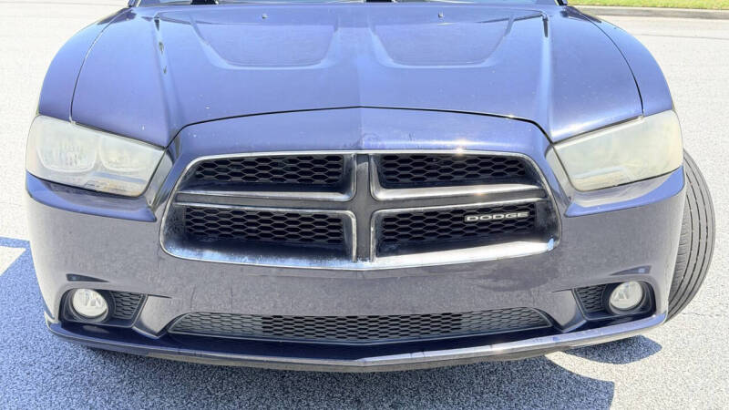 2011 Dodge Charger SE