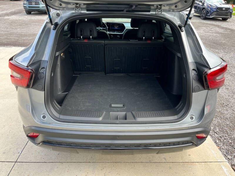 2025 Chevrolet Trax RS
