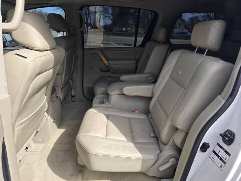 2005 Infiniti QX56