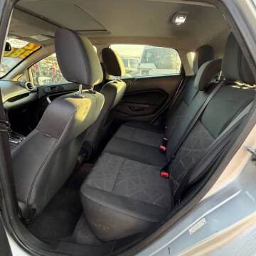 2012 Ford Fiesta SES