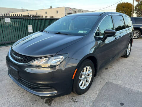 2017 Chrysler Pacifica LX