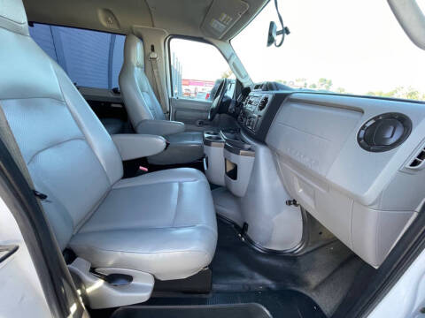 2014 Ford E-Series