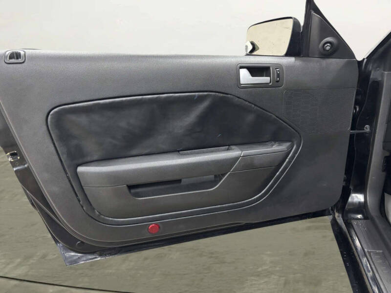 2008 Ford Mustang GT Deluxe