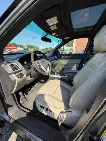 2011 Ford Explorer XLT