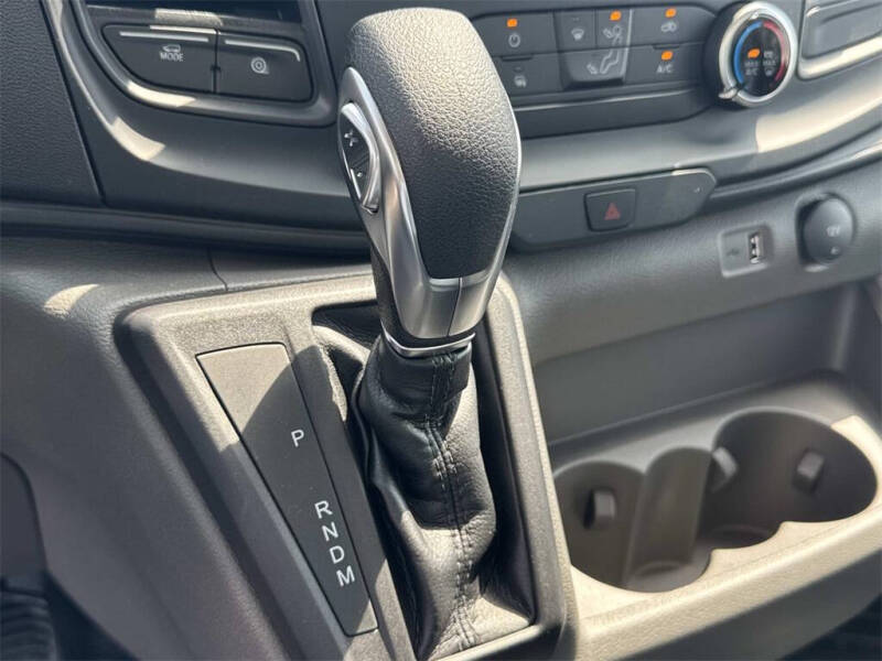 2025 Ford Transit