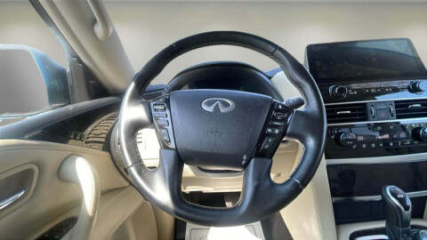 2022 Infiniti QX80 Luxe