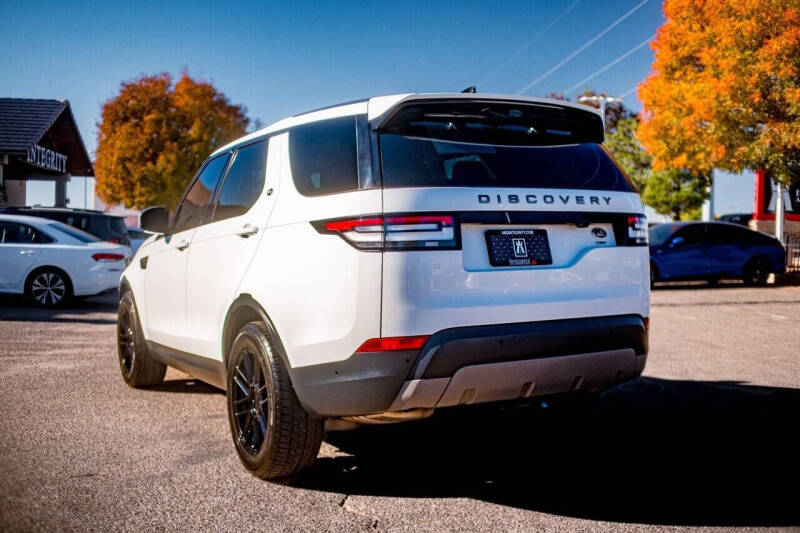 2020 Land Rover Discovery SE