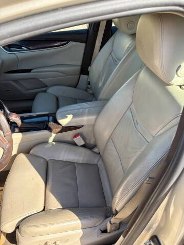 2013 Cadillac XTS Luxury Collection