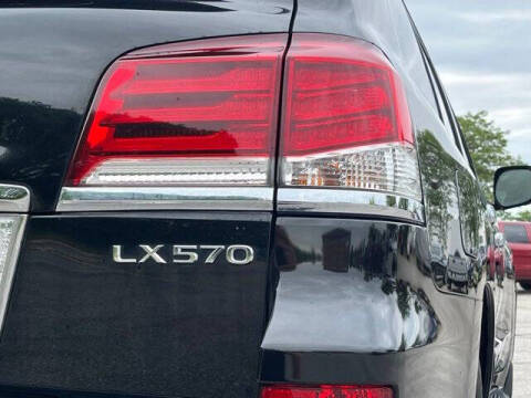 2013 Lexus LX 570