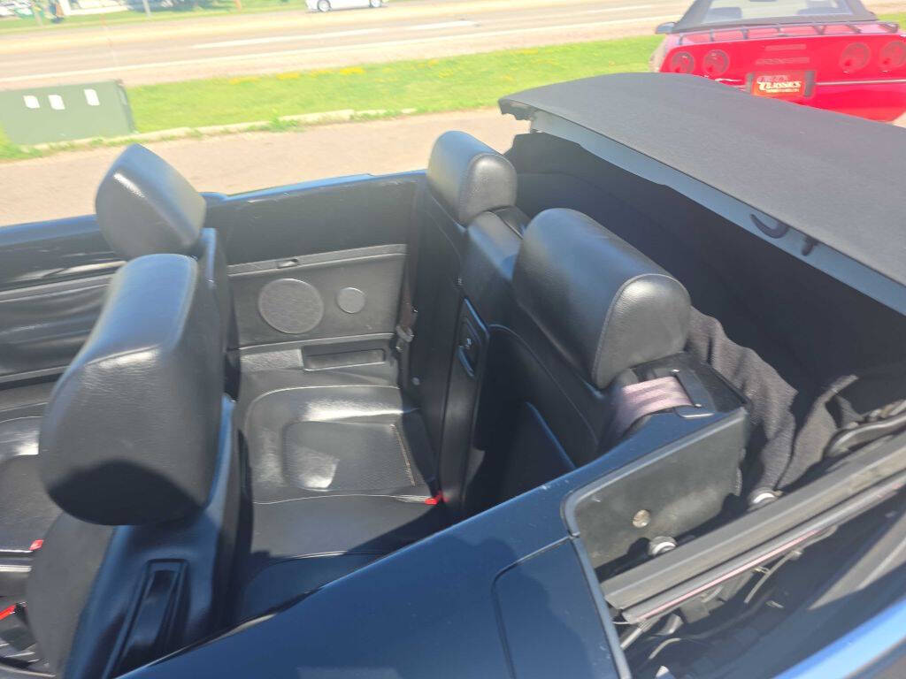 2008 Volkswagen New Beetle Convertible 44
