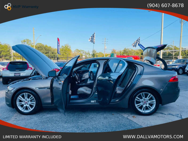 2017 Jaguar XE 25t Premium