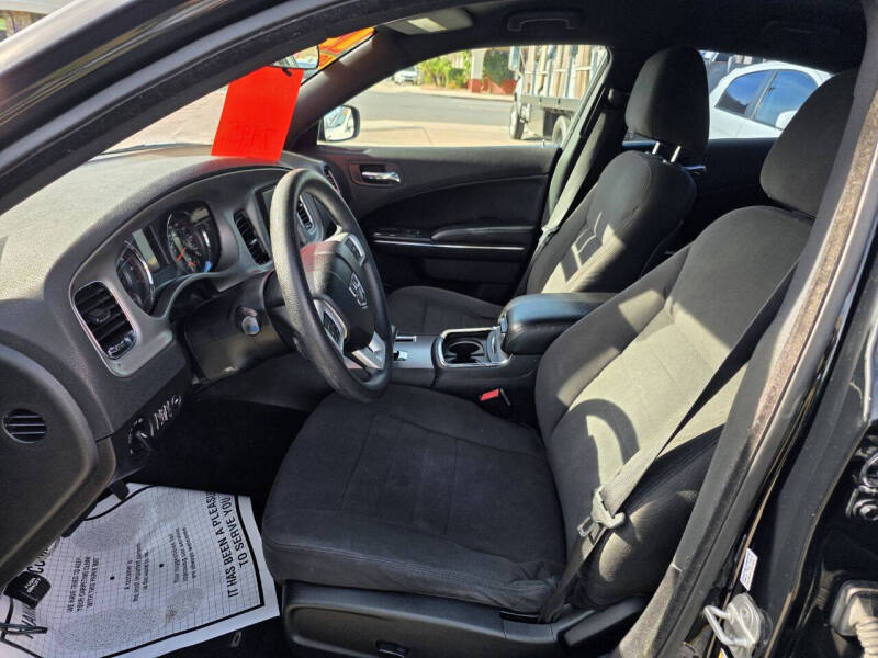 2013 Dodge Charger SE