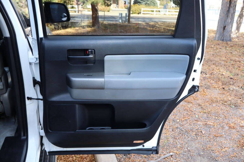 2010 Toyota Sequoia SR5