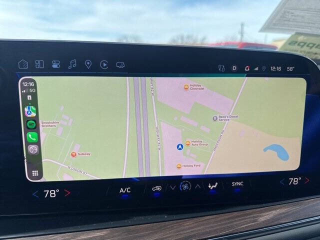 2025 Chevrolet Suburban LS