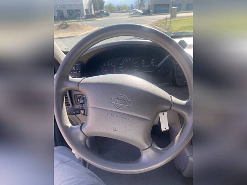 1997 Nissan Quest XE