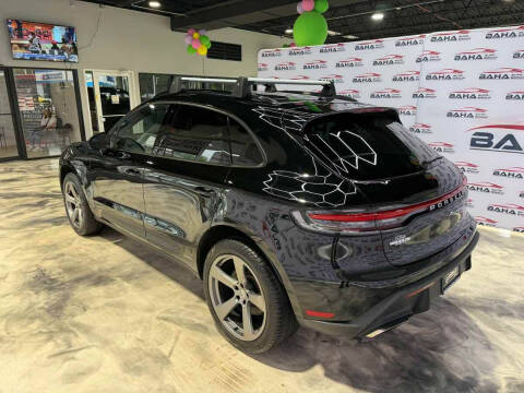 2023 Porsche Macan