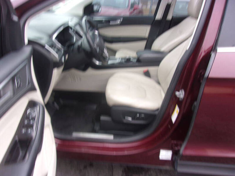 2017 Ford Edge Titanium