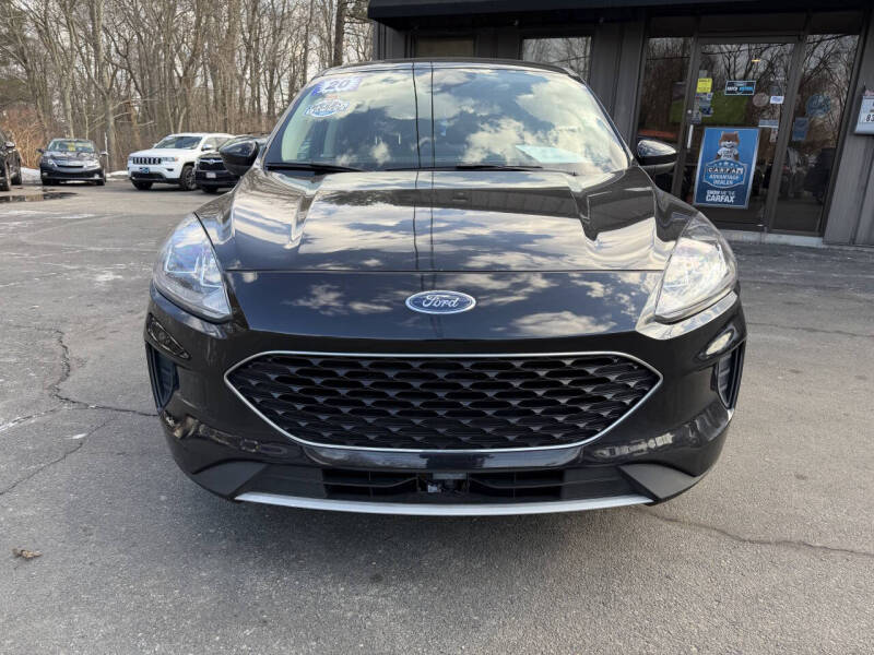 2020 Ford Escape SE