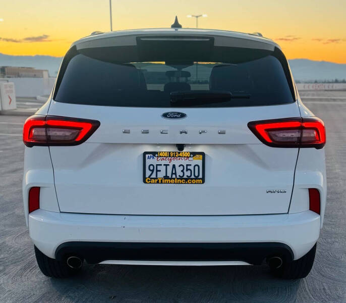 2023 Ford Escape ST-Line