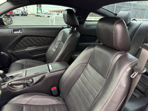 2011 Ford Mustang V6 Premium