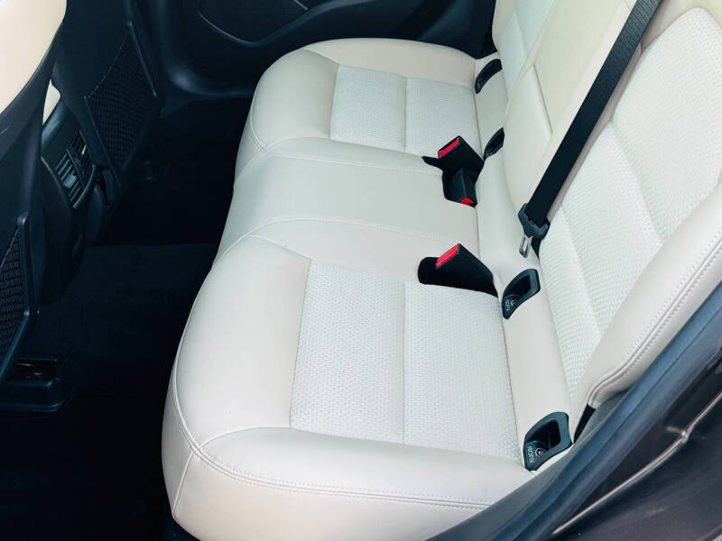 2019 Infiniti QX30 Luxe