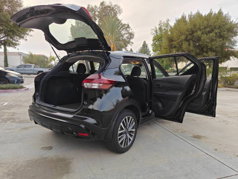 2023 Nissan Kicks SV